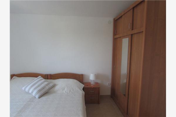 Apartment A3, for 6 persons