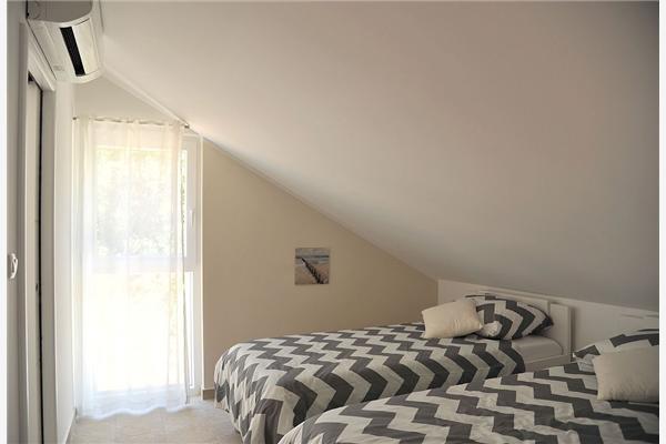 House K1, for 8 persons