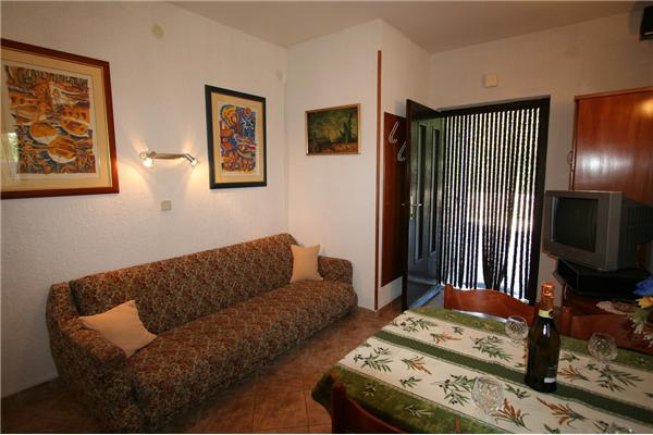 Apartment A1, for 3 persons