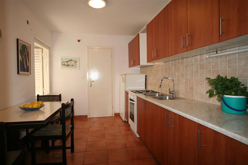 Apartment A1, for 8 persons