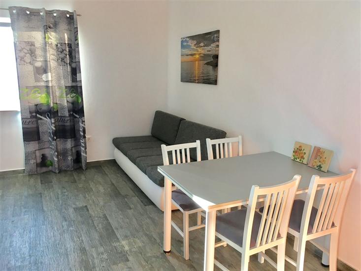 Apartment A4, for 4 persons