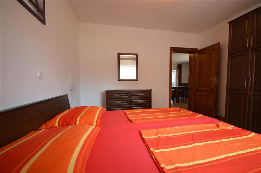 Apartment A4, for 4 persons