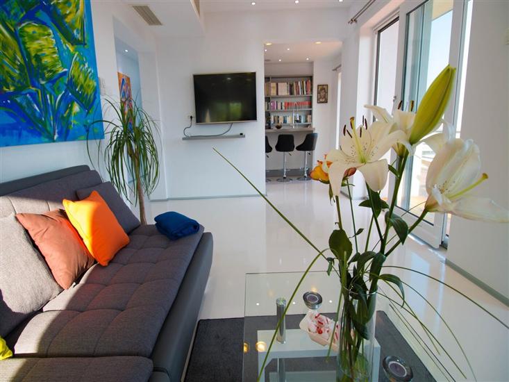 House K1, for 8 persons