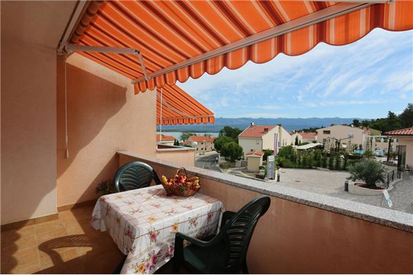 Apartment A4, for 4 persons