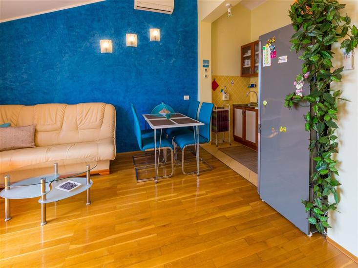 Apartment A3, for 5 persons