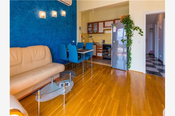 Apartment A3, for 5 persons