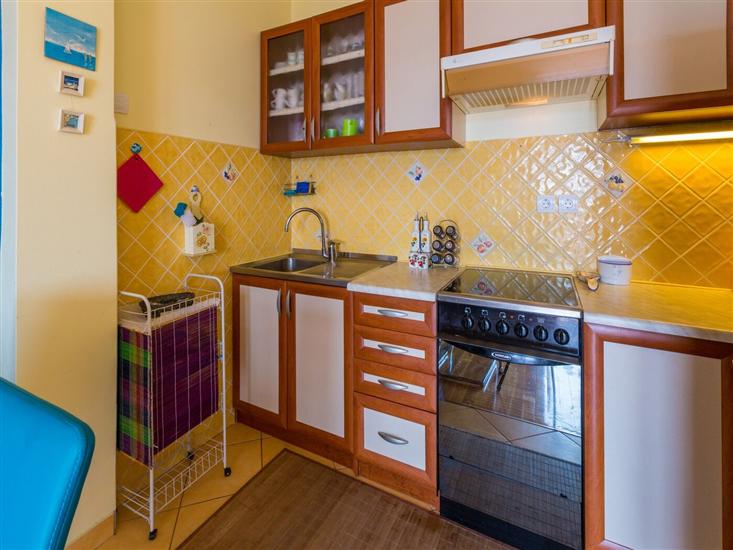 Apartment A3, for 5 persons