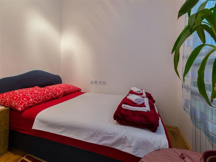 Apartment A3, for 5 persons