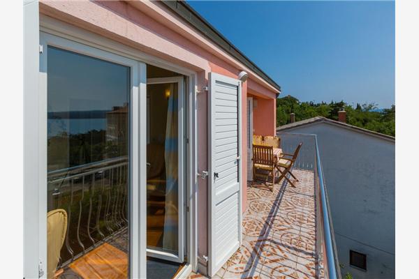 Apartment A3, for 5 persons