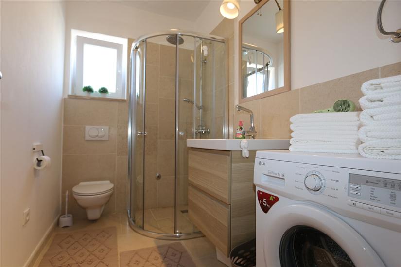 Apartman A1, na 5 osebe