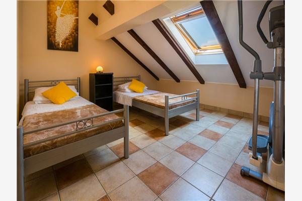 Apartman A2, na 5 osebe