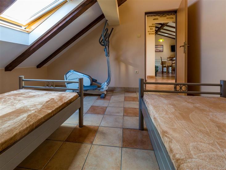 Apartman A2, na 5 osebe