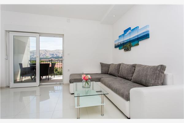 Apartment A5, for 6 persons