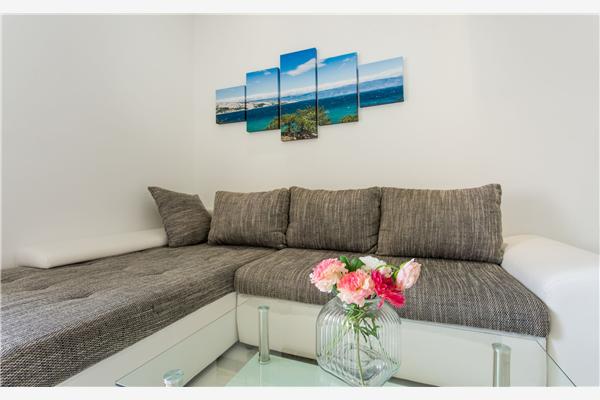 Apartment A5, for 6 persons