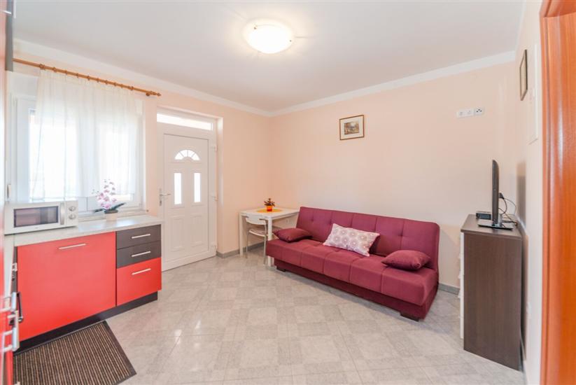 Apartment A2, for 5 persons