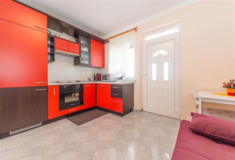 Apartment A2, for 5 persons