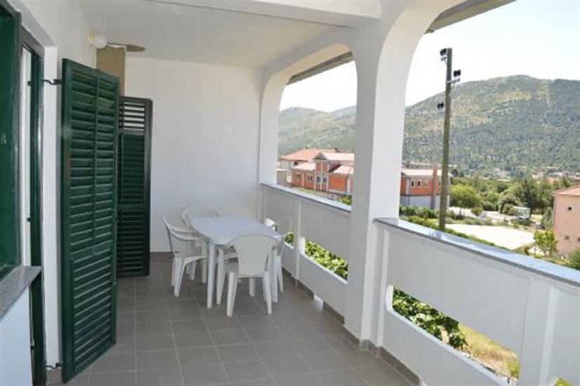 Apartment A2, for 4 persons