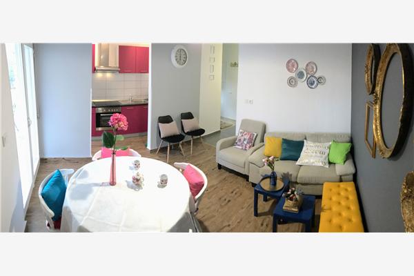 Apartment A1, for 7 persons