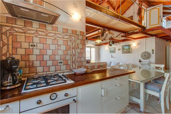 Apartment A1, for 8 persons