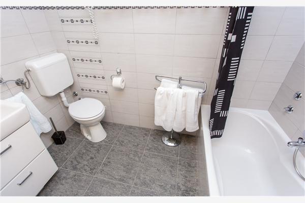 Apartman A1, na 6 osebe