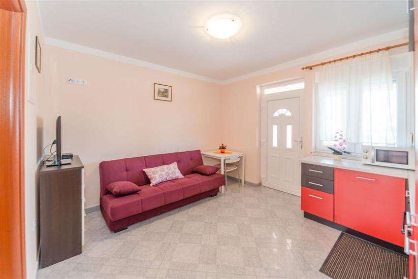 Apartment A3, for 5 persons