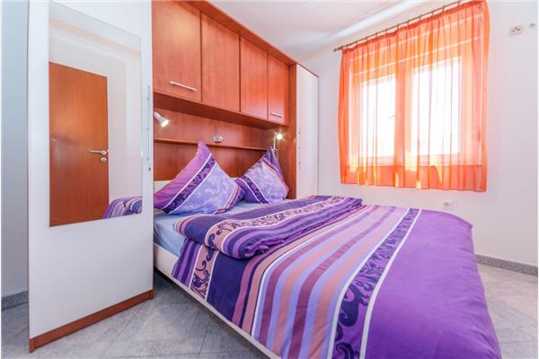 Apartment A3, for 5 persons
