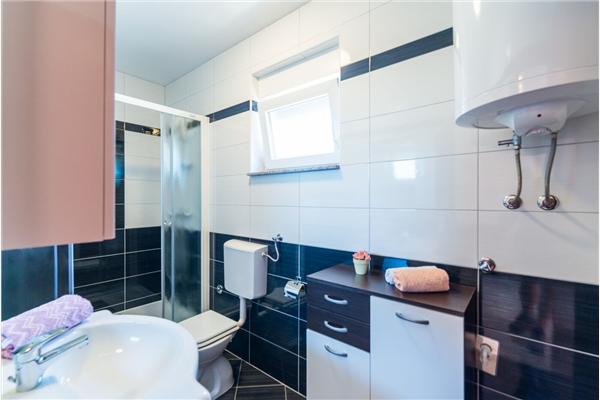 Apartment A3, for 5 persons