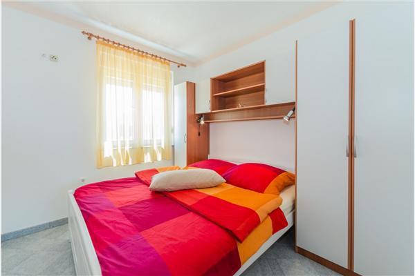 Apartment A3, for 5 persons