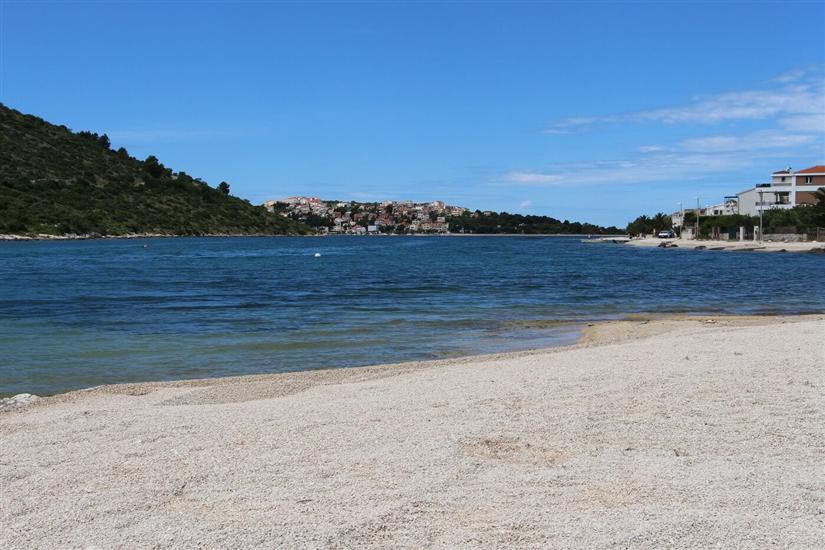 House Sunčani dvori