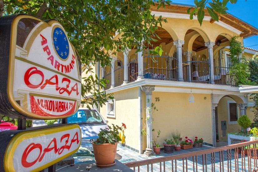 Apartments Oaza