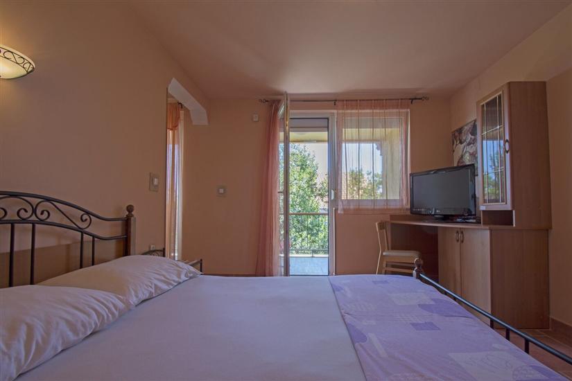 Apartment A2, for 3 persons