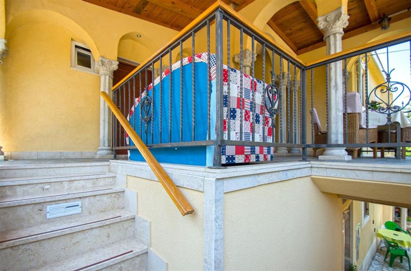 Apartment A2, for 3 persons