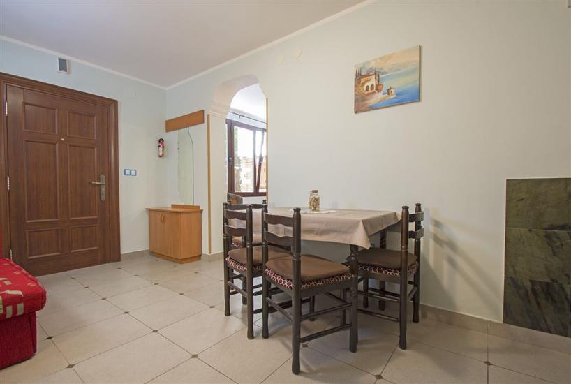 Apartment A4, for 3 persons