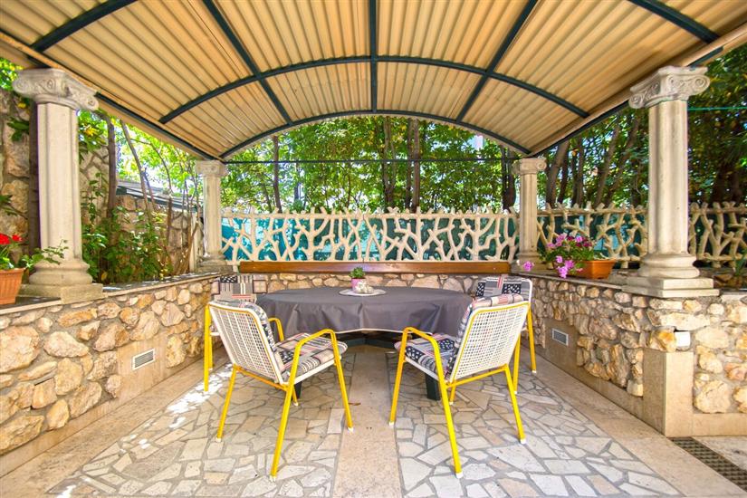 Apartment A4, for 3 persons