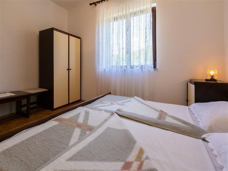 Apartment A2, for 10 persons