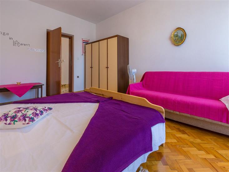 Apartment A2, for 10 persons