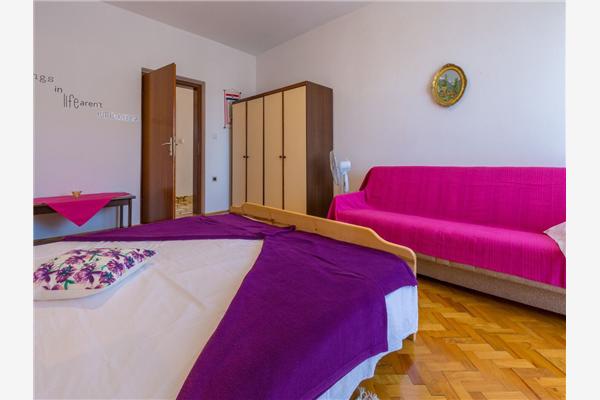 Apartment A2, for 10 persons