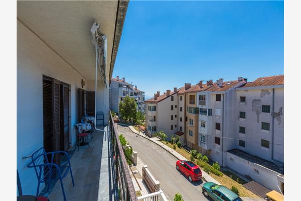 Apartment A2, for 10 persons