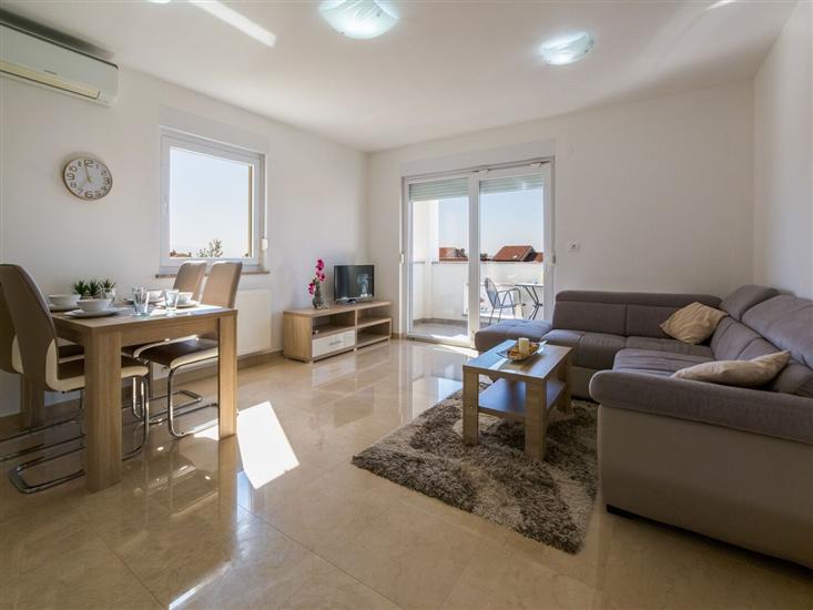 Apartment A4, for 4 persons