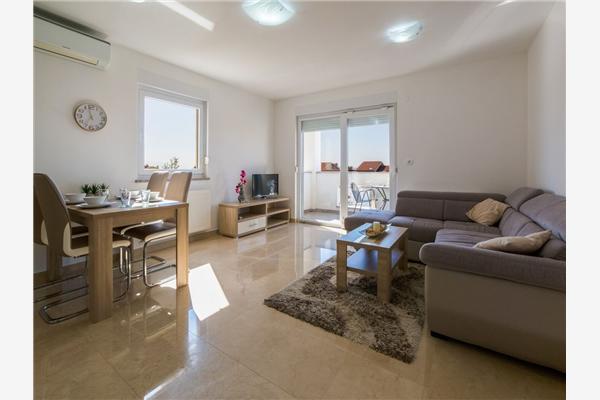 Apartment A4, for 4 persons