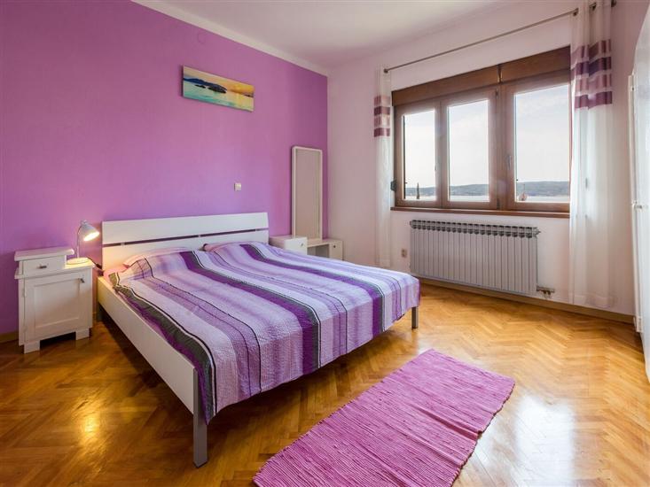 Apartment A1, for 5 persons