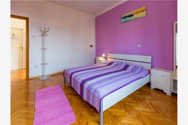 Apartment A1, for 5 persons