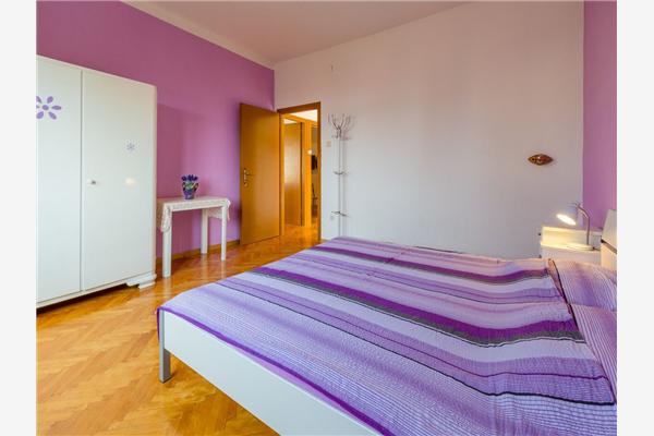 Apartment A1, for 5 persons