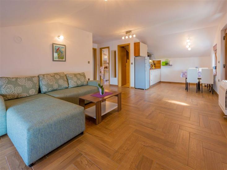 Apartment A2, for 5 persons