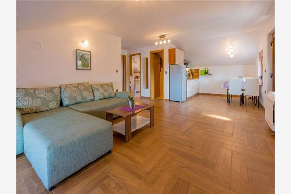 Apartment A2, for 5 persons