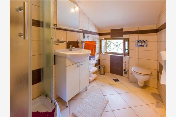 Apartment A2, for 5 persons