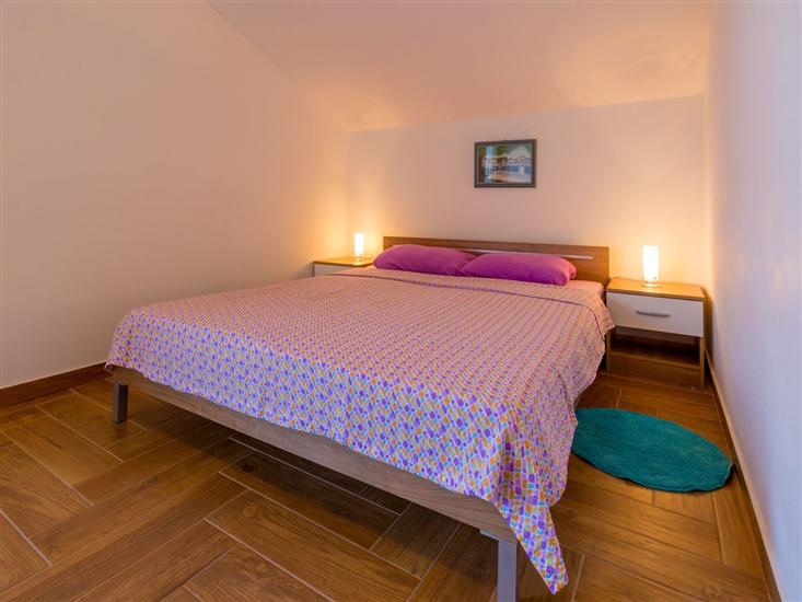 Apartment A2, for 5 persons