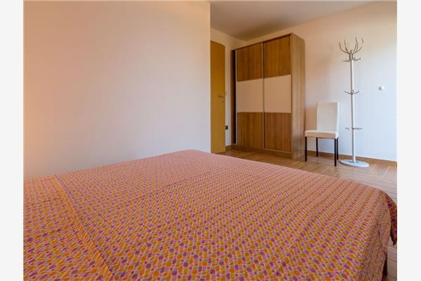 Apartment A2, for 5 persons