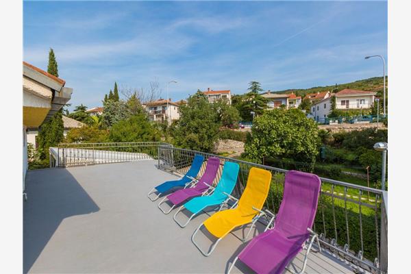 Apartment A2, for 5 persons