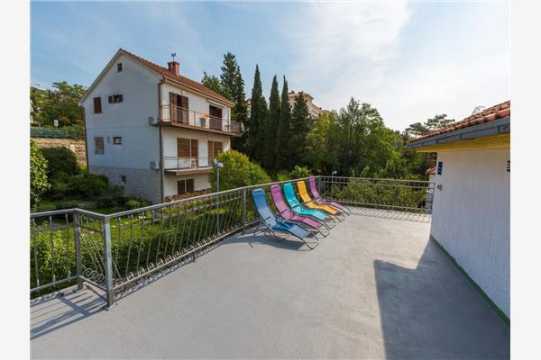 Apartment A2, for 5 persons